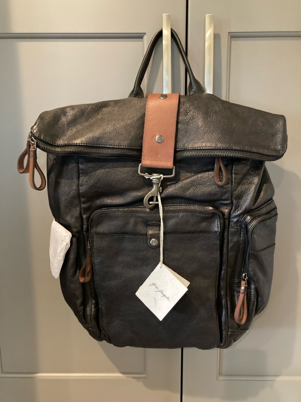 NWT FREE PEOPLE Brigade Leather Backpack in Black - Picture 6 of 10